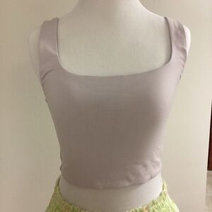 Aritzia Babaton Contour Women's Size SMALL Cropped Tank Top, LILAC COLOR